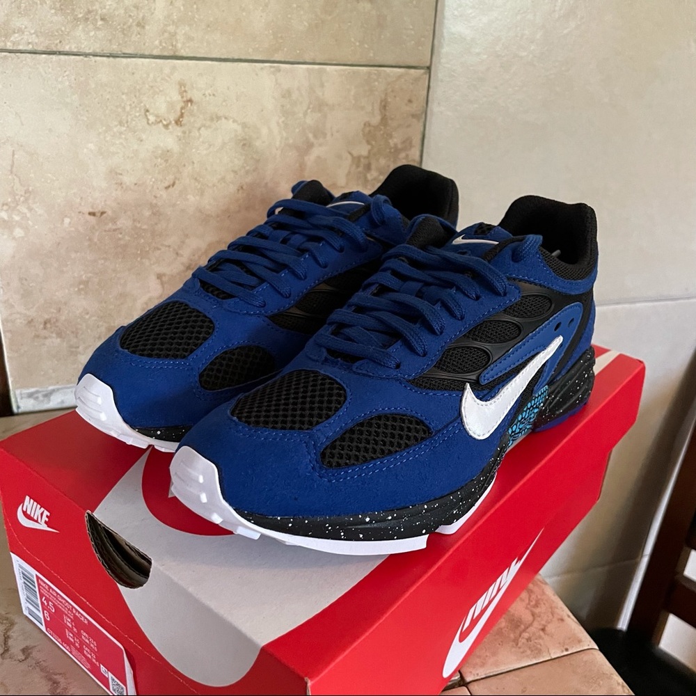 COPY - Nike Air Ghost Racer